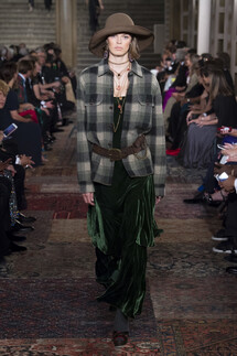 Ralph Lauren Fall 2018 Ralph Lauren 50 years of fashion